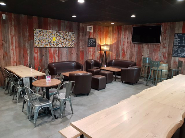 Le Chai D&1437.jpg039;Anthon 2 1437