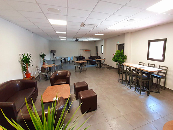 Le Chai D&1441.jpg039;Anthon 12 1441